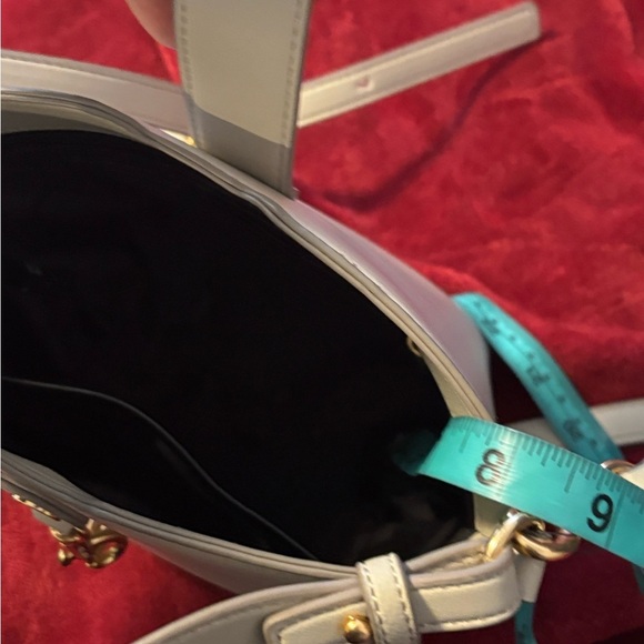 DJNY Elegant White  Taira Bucket  crossbody Bag - Picture 12 of 17